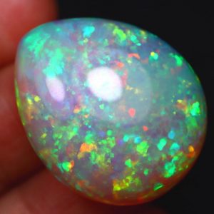 Opale welo naturelle Top Grade cabochon Ethiopie