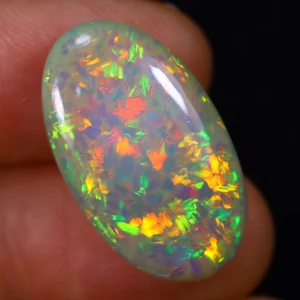 Opale welo d'Ethiopie cabochon ovale Top Grade 13,65cts