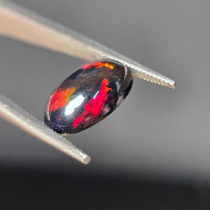 Opale noir fumée cabochon naturelle Ethiopie