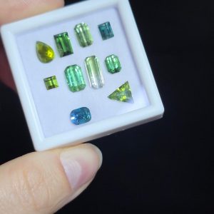 lot de tourmalines naturelle d'Afghanistan
